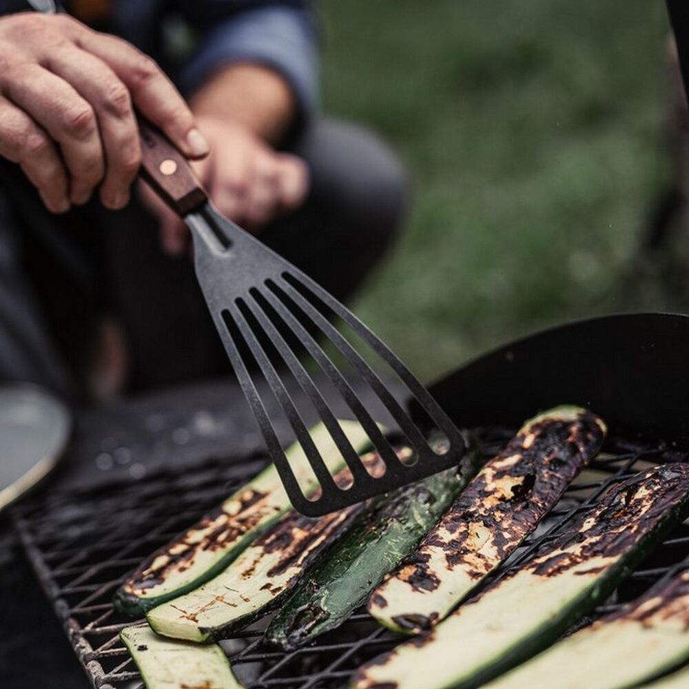 Barebones Cowboy Grill Fischspatel